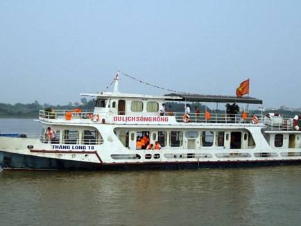 A one-day tour on the Red River - ảnh 2
